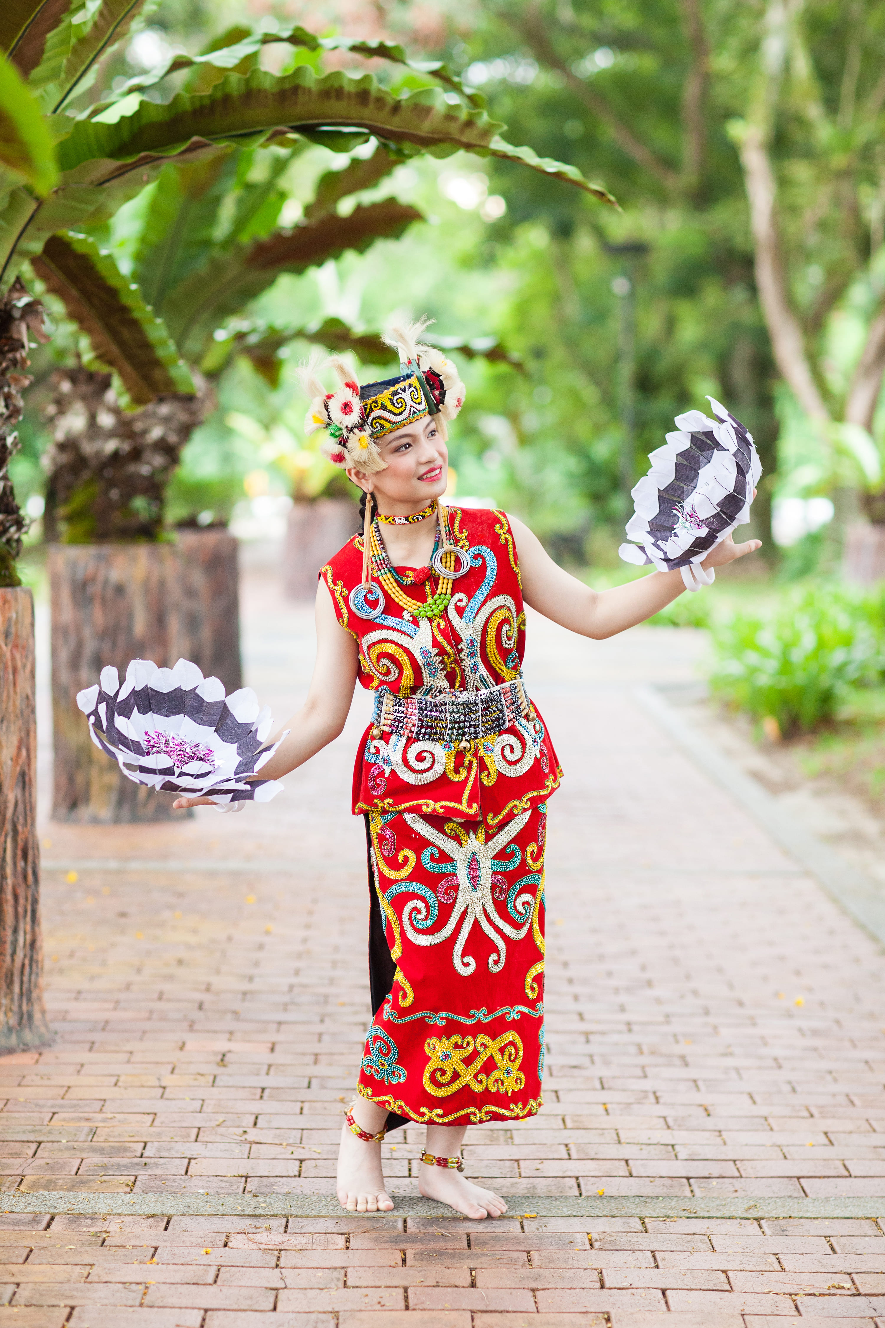 294.（马来）Tatiana Leong Yan Qi《The Princess of Borneo》.jpg